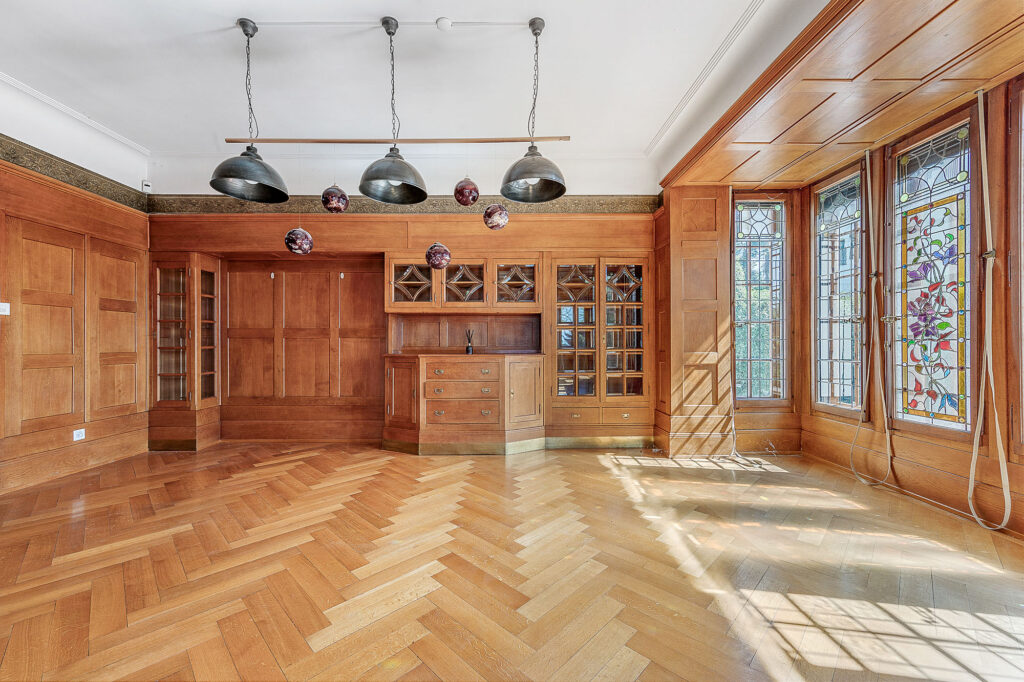 Regis_Colombo_heme-luxury-realty_PULLY_2024 (24)