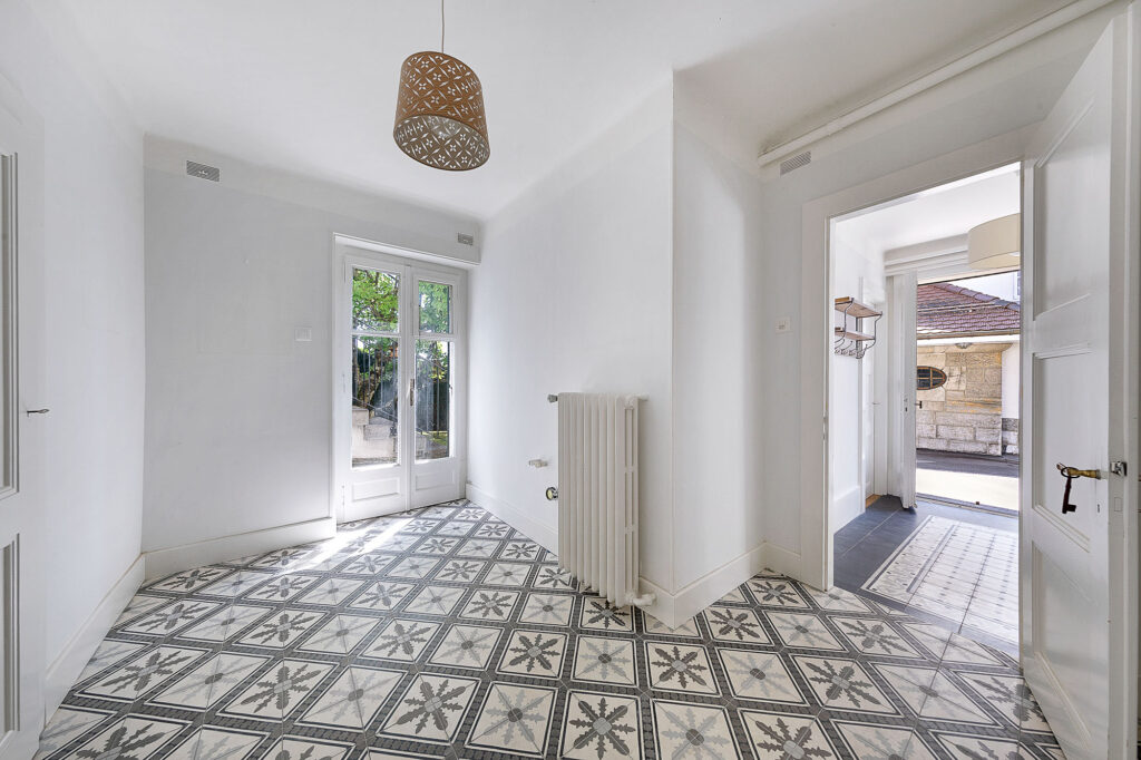 Regis_Colombo_heme-luxury-realty_PULLY_2024 (44)