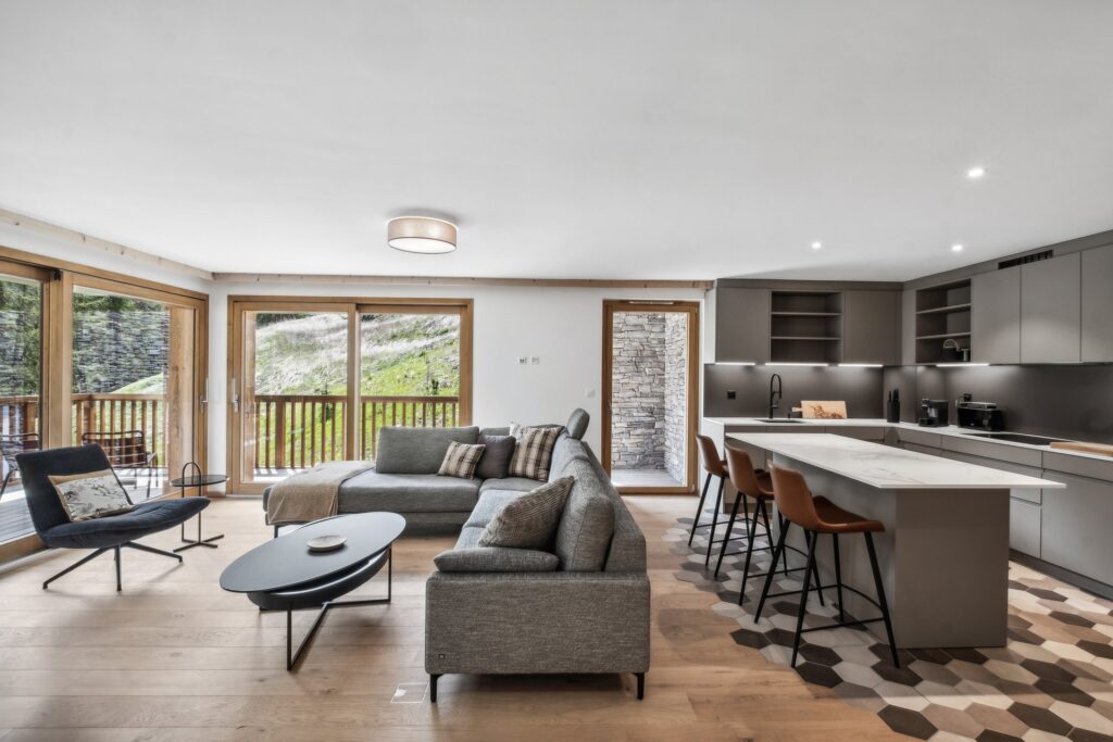 backbone_502821-A_046_WEB