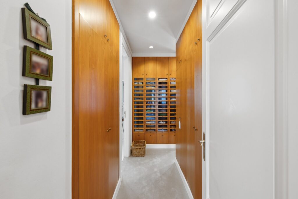 backbone_544867-B_049_WEB