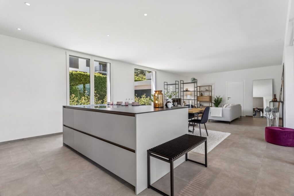 backbone_557865-C_004_WEB