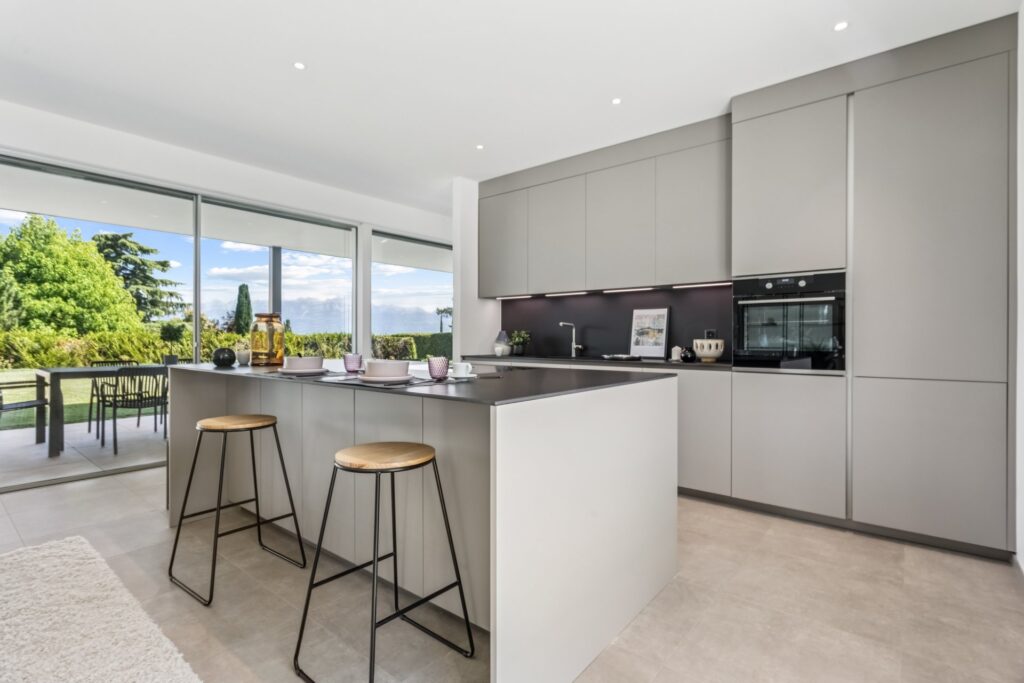 backbone_557865-C_010_WEB