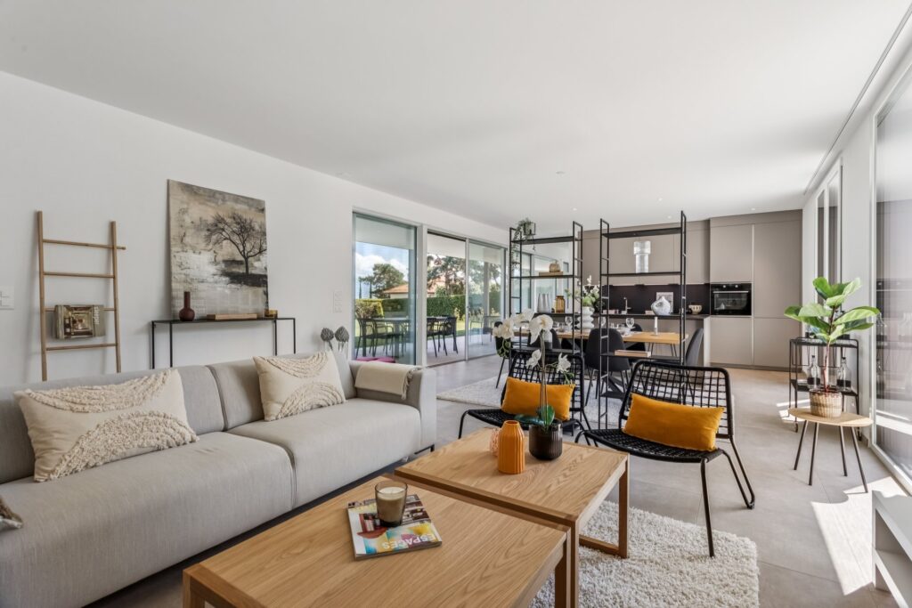 backbone_557865-C_022_WEB