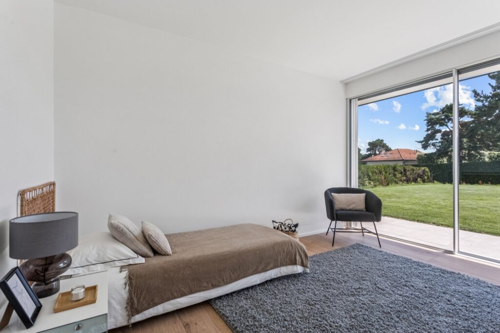 backbone_557865-C_043_WEB